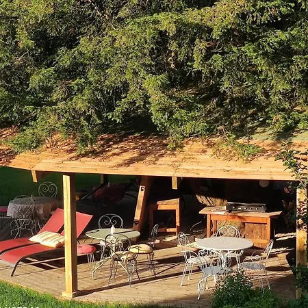 La Parenthese Entre Abbaye Et Venise Verte 3* Maillezais