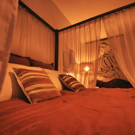 La Parenthese Entre Abbaye Et Venise Verte