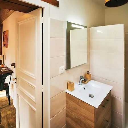 La Parenthese Entre Abbaye Et Venise Verte 3* Maillezais